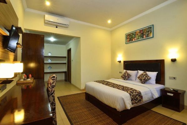 Segara Anak Bungalow & Restaurant (Praya)